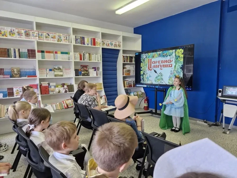 Центральная библиотека г.о. Лобня провела конкурс творческих выступлений «Свидание с книгой» на базе