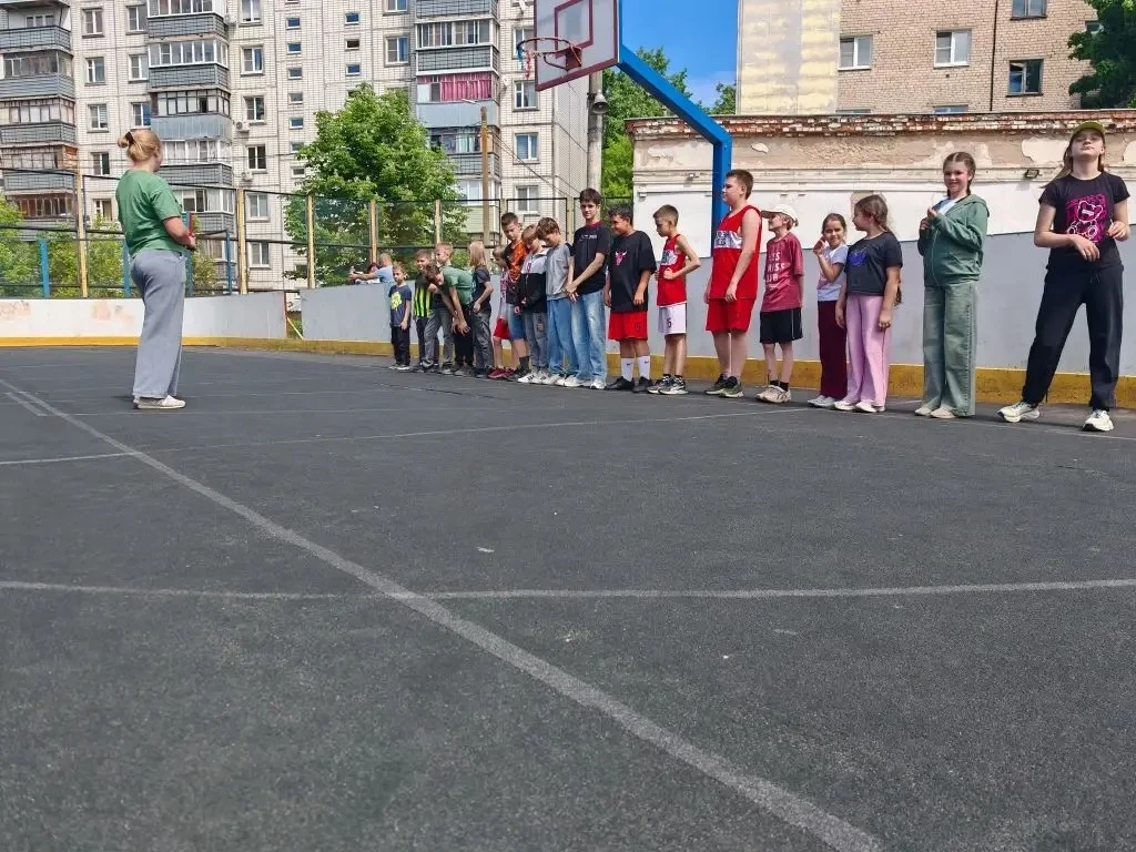 Ловим теплые майские дни на полную! ☀️🙌
23 мая в нашем центре прошли подвижные игры на свежем возду