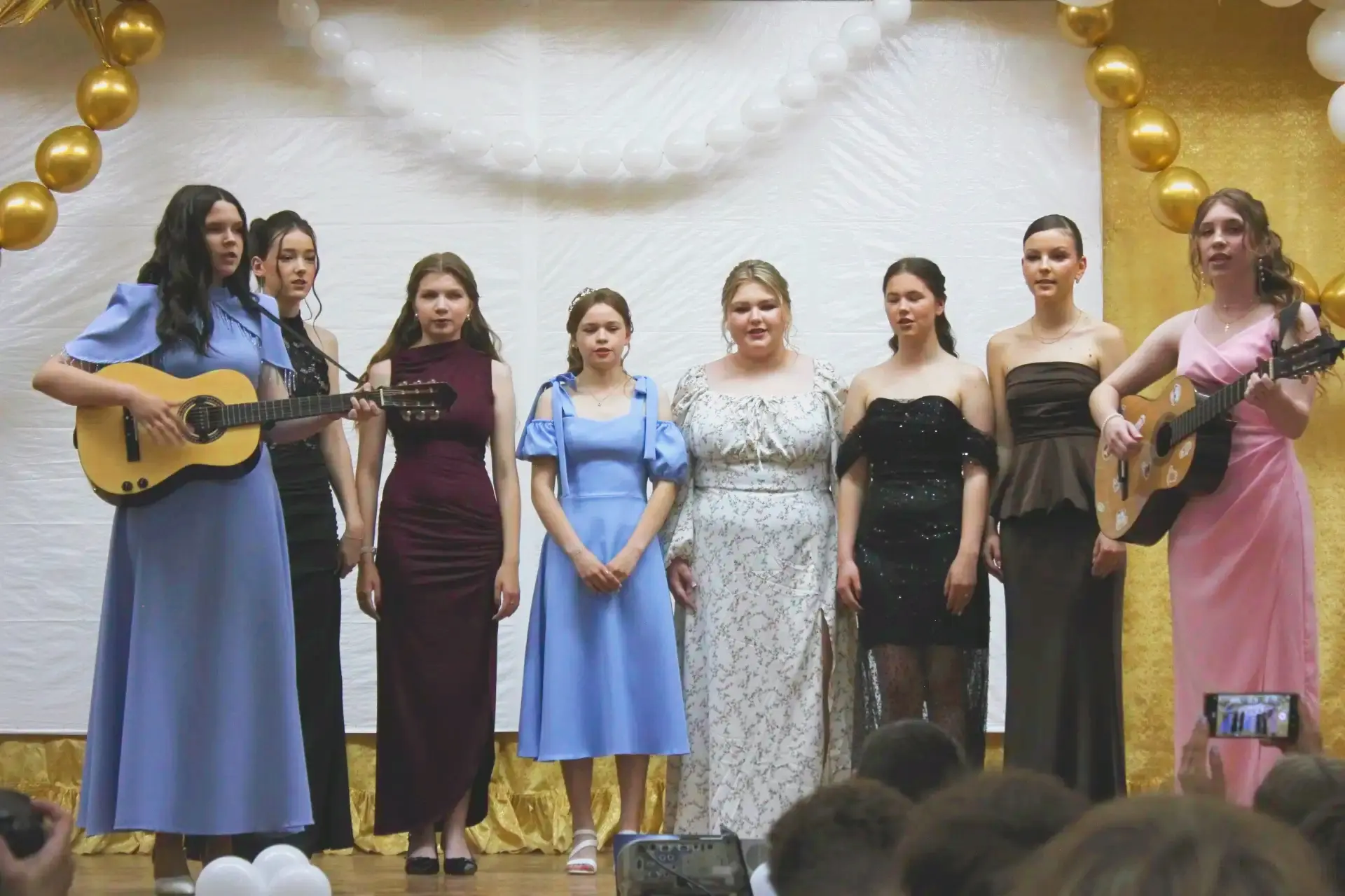 В нашей школе 25.06.2026 года прошел выпускной вечер в 9 Б классе.🎓✨ Он получился по-н...