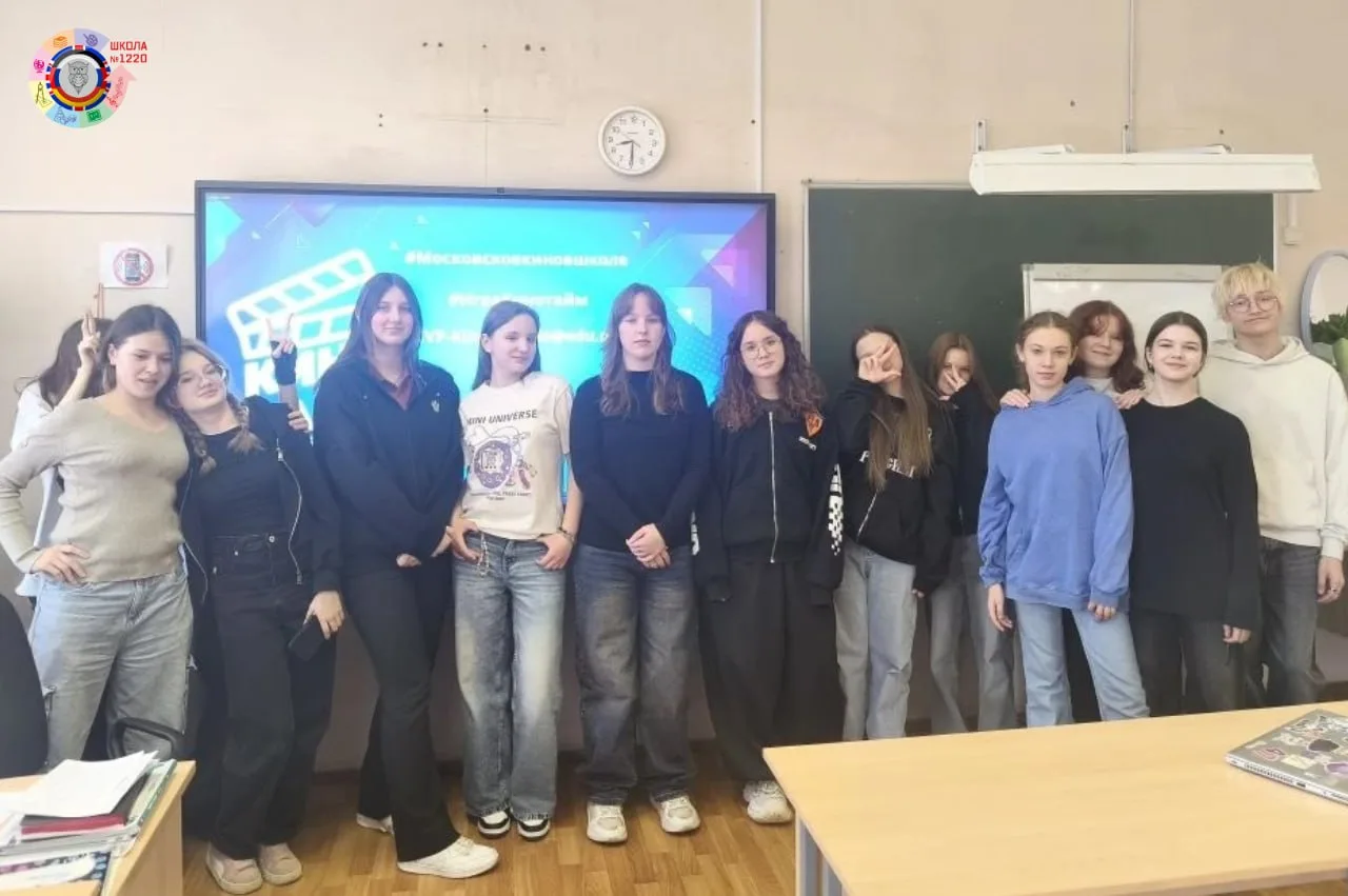 Людк, а Людк! Глянь, что делается!  🕊 Ученики 6 «А», 6 «Б» и 8 «Б» классов приняли участие в увлекат