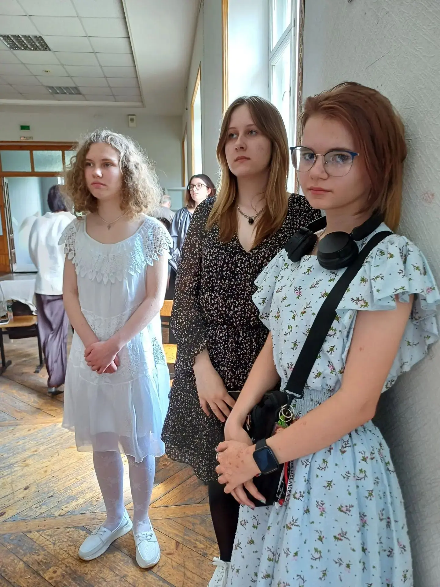 Сегодня ученики 42ж класса вместе с преподавателем Алиповой Светланой Николаевной посетили защиту ди