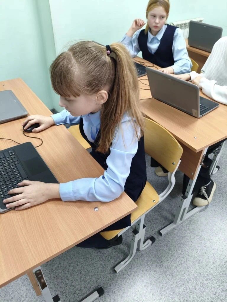 🚀PROKOD: первый шаг в мир программирования!💻  В нашем школьном Кванториуме прошло  мероприятие по пр