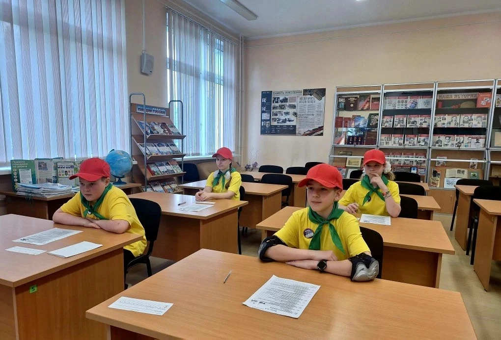 14 мая 2026 года отряд юных инспекторов дорожного движения "Светофорик" принял активное участие в ок