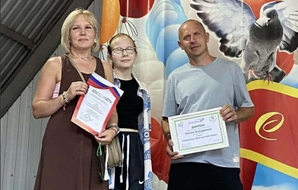 ❇️В Лузском и Вятскополянском районах поздравили семьи, занявшие призовые места в конку...