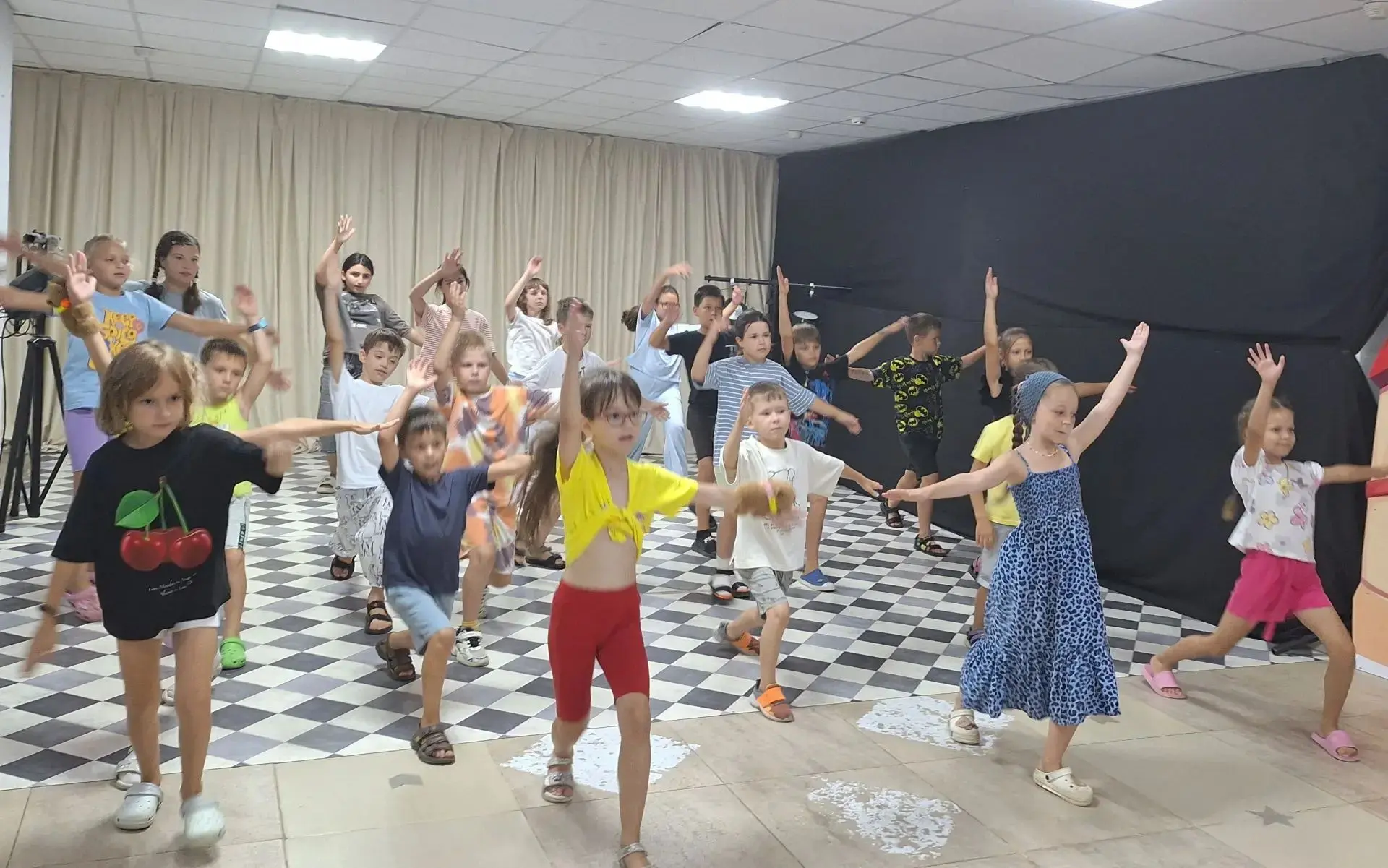 👑🎨💃День Крещения Руси и финальные репетиции перед большим концертом: как прошёл вторник на площад