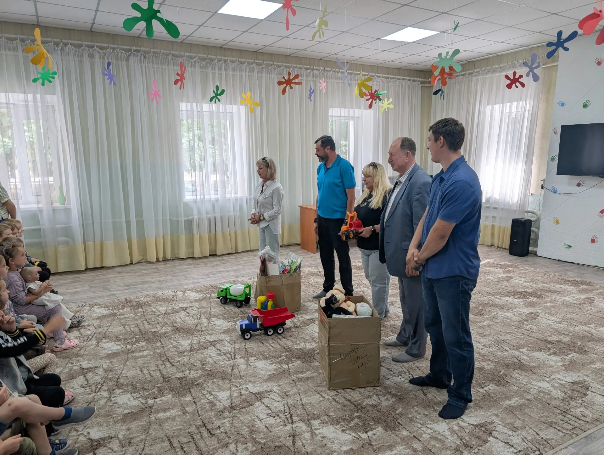 В наше неспокойное время особое внимание и заботу нужно уделять подрастающему поколению...