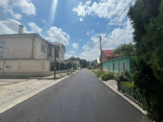 В Нальчике продолжается ремонт улично-дорожной сети в районе Горная
В рамках проекта планируется отр