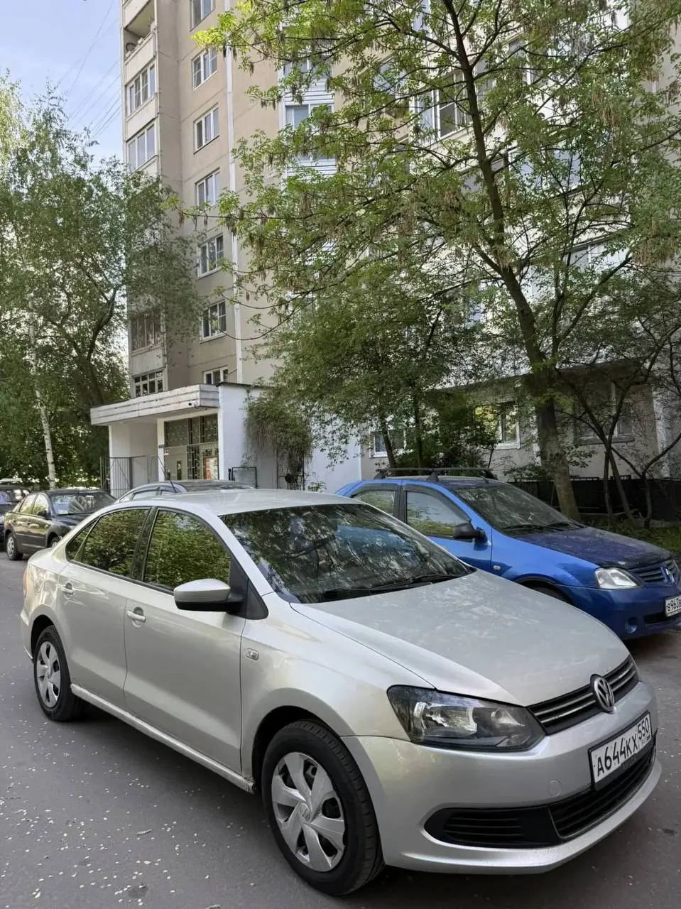 VOLKSWAGEN POLO 
2011 года 1,6 АВТОМАТ 

Не такси 
Без ДТП 👍
Без выплат 
Без расчёт 
Хорошая компле