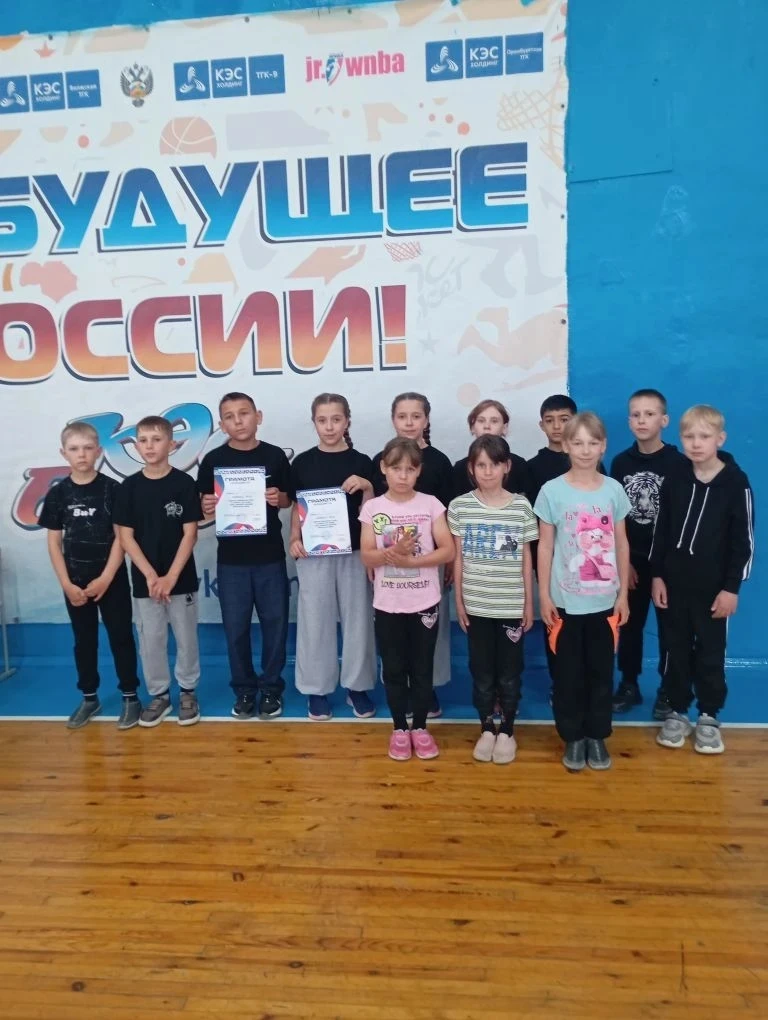 Первенство района по пионерболу
21 мая воспитанники МКОУ "Поломошенская СОШ" приняли участие в перве