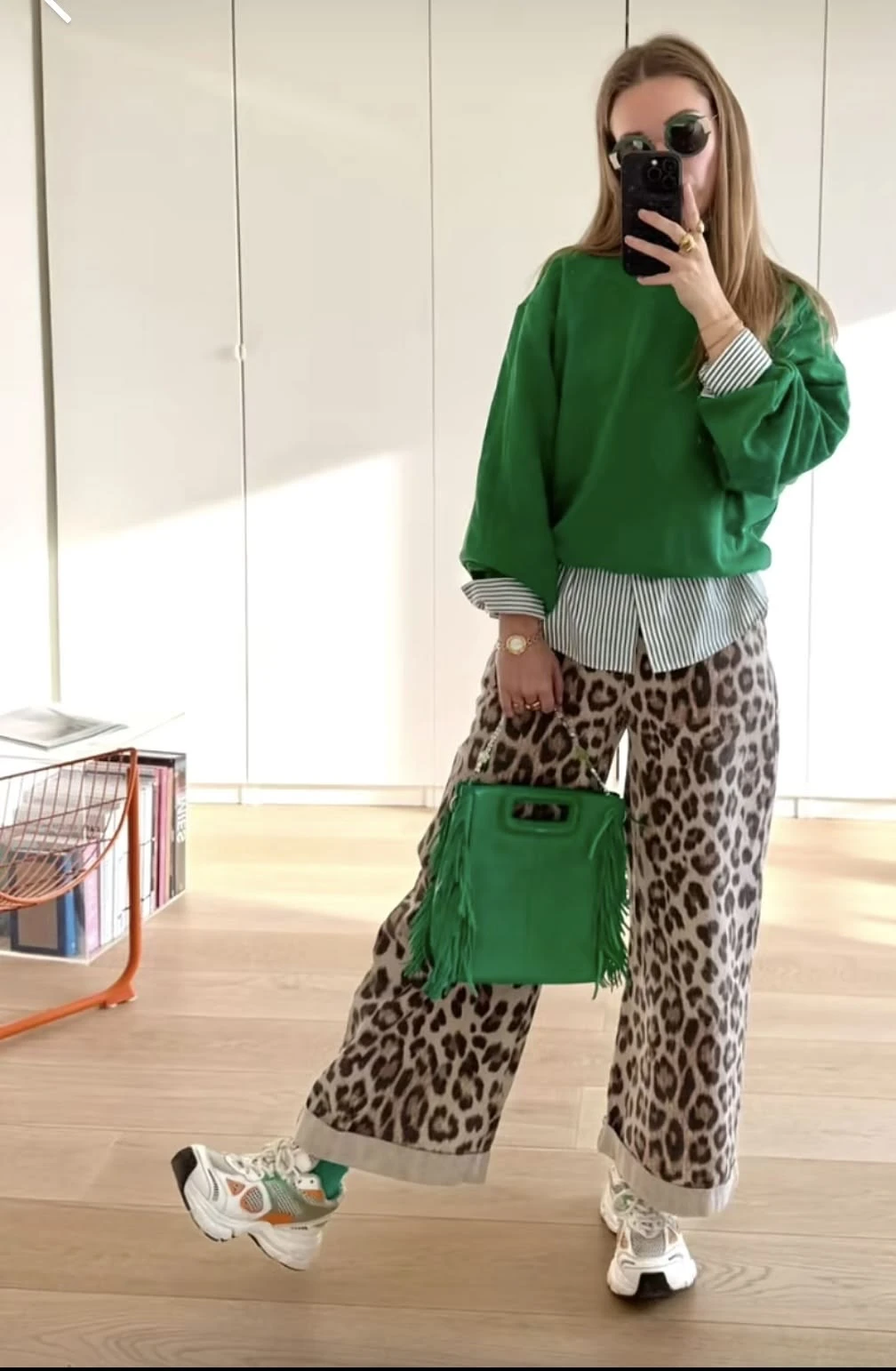 Искусство смелых сочетаний: зеленый тренд и леопардовый принт 💚🐆
