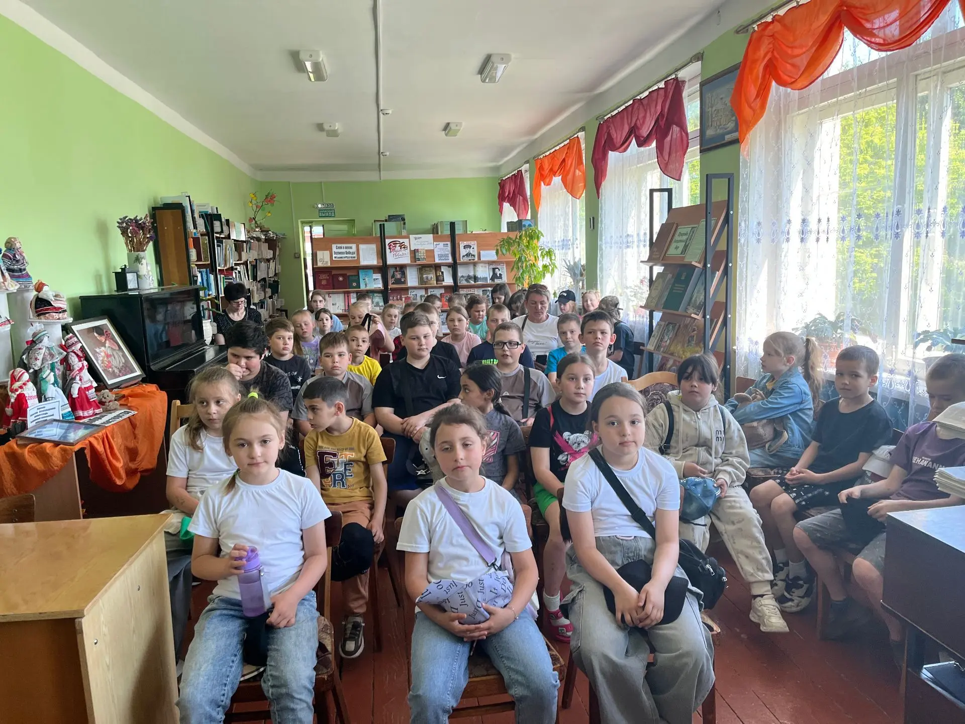 ⚡️Экскурсия в городскую библиотеку в преддверии Пушкинского дня!