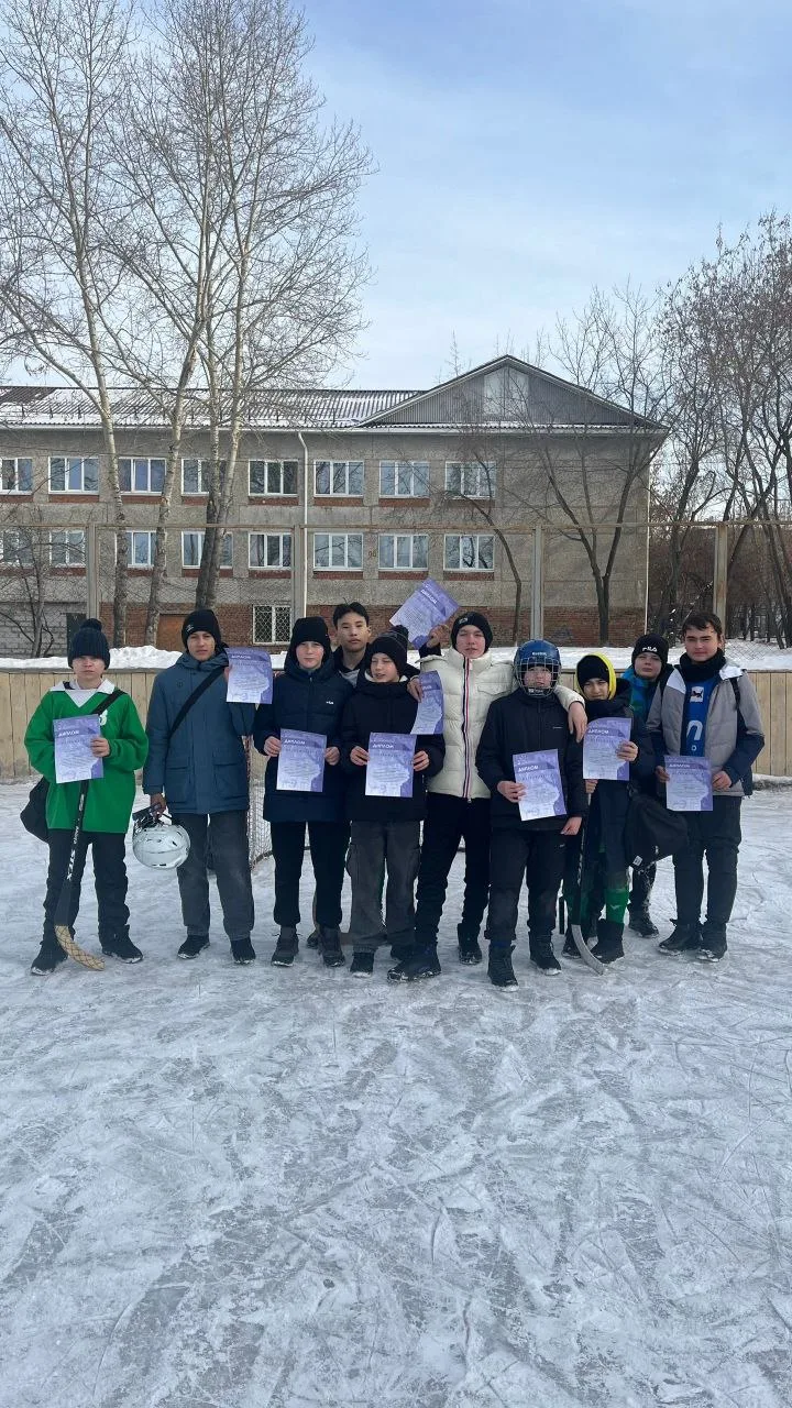 📣📣📣Ура! Ура! Ура!  🏒Команда мальчиков 6-7 классов нашей школы заняла 1 место в Первенстве Ленинского