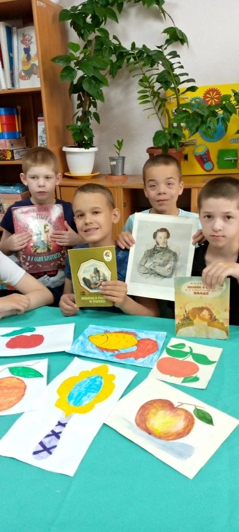 Ежегодно 6 июня в  нашей стране отмечается  день  рождения А. С. Пушкина.В этот день ре...