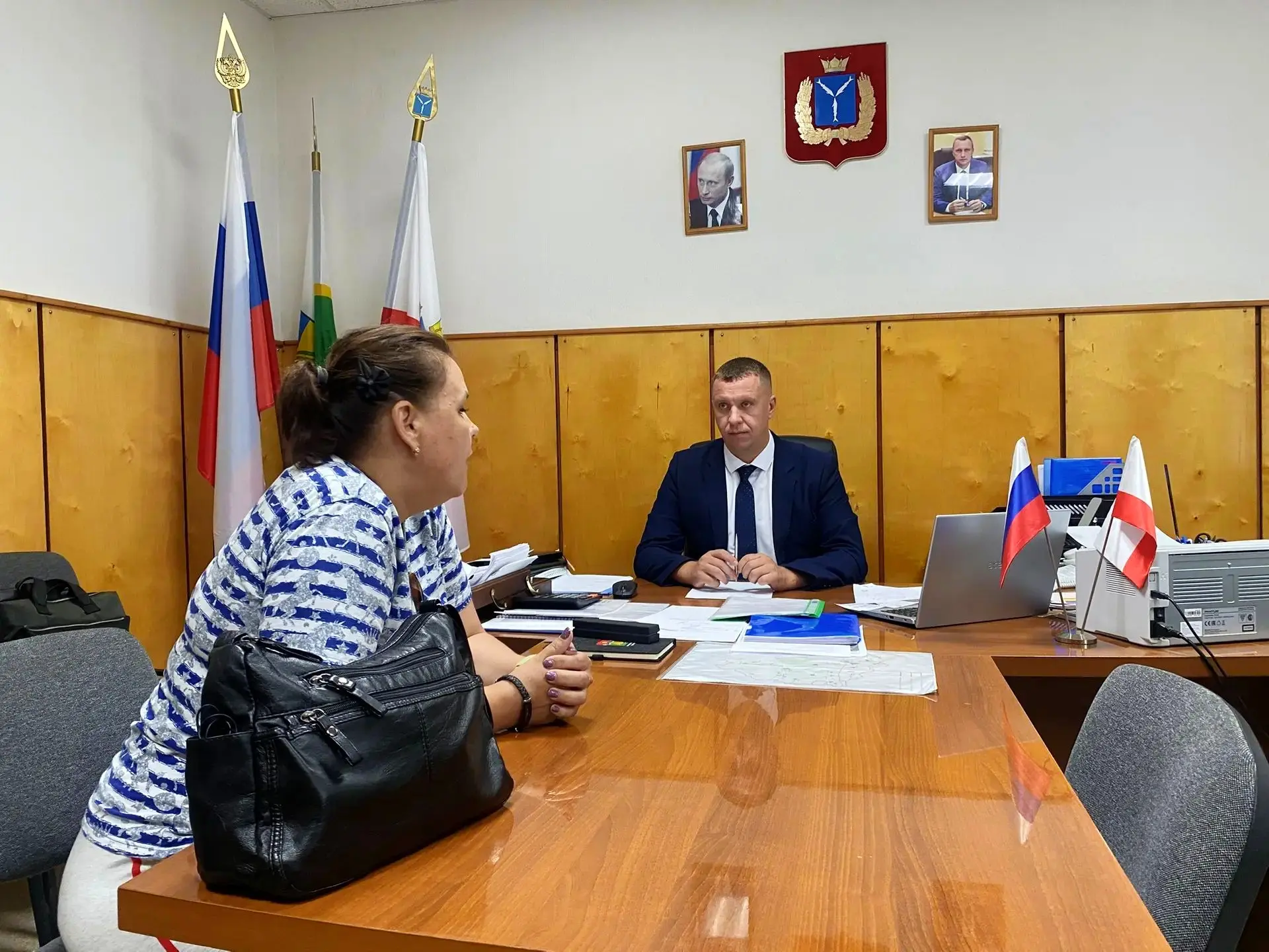 📝 Провел еженедельный прием граждан

Сегодня обратились 2 человека.

🔸 Жительница Лысых Гор попрос