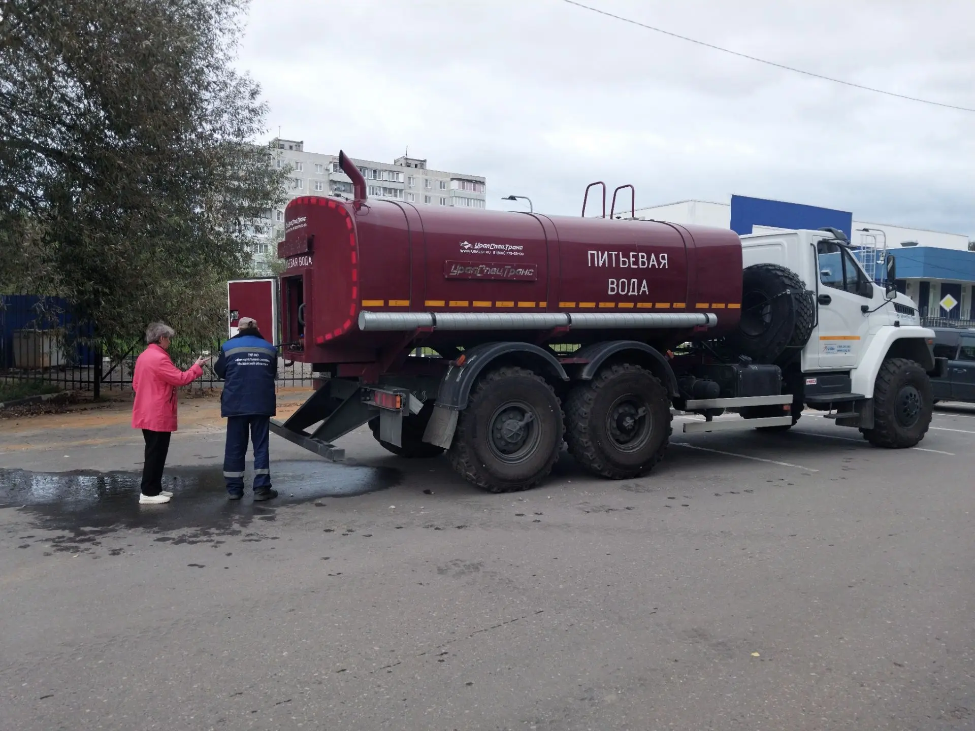 Машина с питьевой водой установлена по адресу: ул. Южная, д. 27