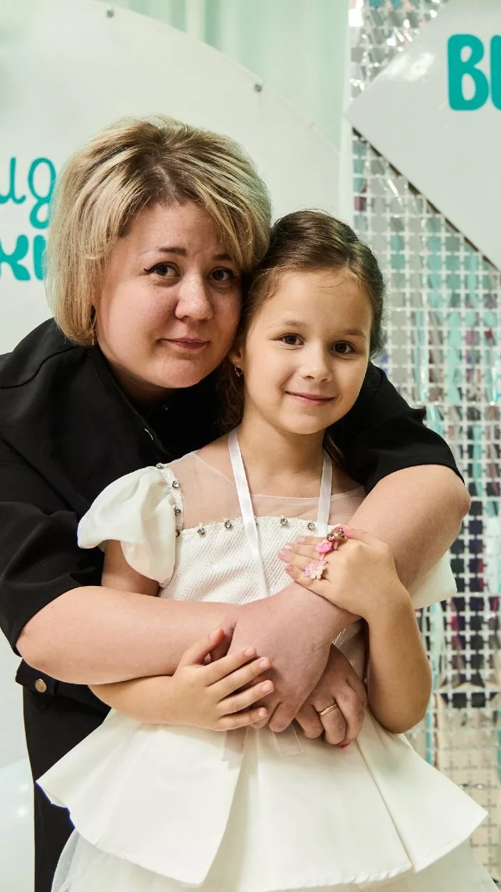 С Международным женским днём!  В этот прекрасный весенний праздник мы с радостью поздравляем всех на