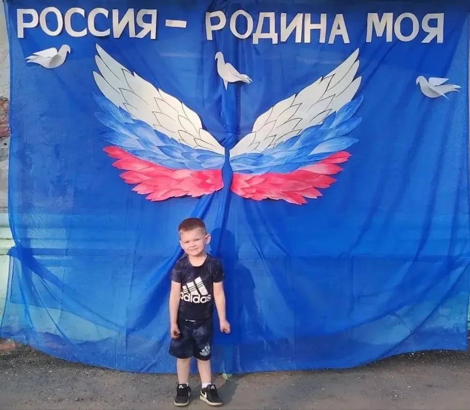 Фоточеллендж ко Дню России «Моя семья: Россия в объективе» 🇷🇺
Россия — это не просто огромная терр