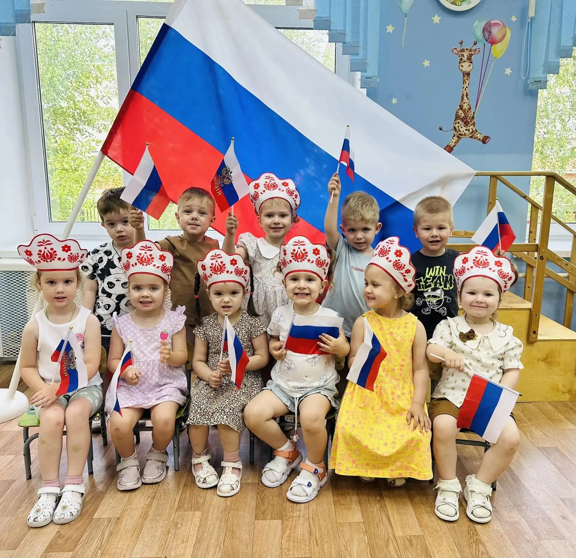 День Государственного флага Российской Федерации 🇷🇺отмечается 22 августа. Для детей г...