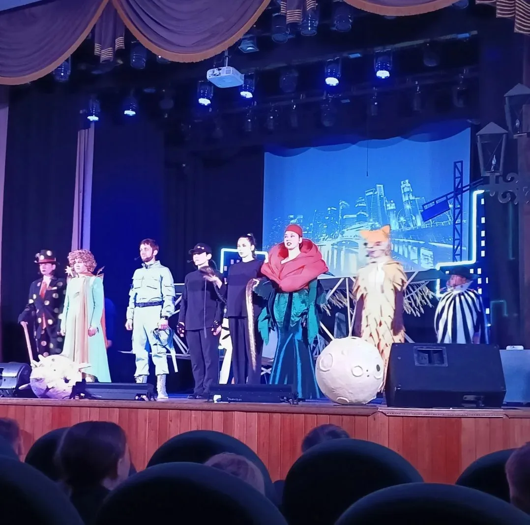СЕРДЦЕМ ВИДНО ГЛАВНОЕ ❤️  ✏️20 мая ученики 2 «Б» и 2 "Г" классов побывали в удивительном мире театра