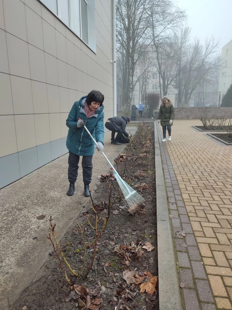 ☔Сегодня, несмотря на непогоду, дружный коллектив учителей нашей школы вышел на общегородской суббот