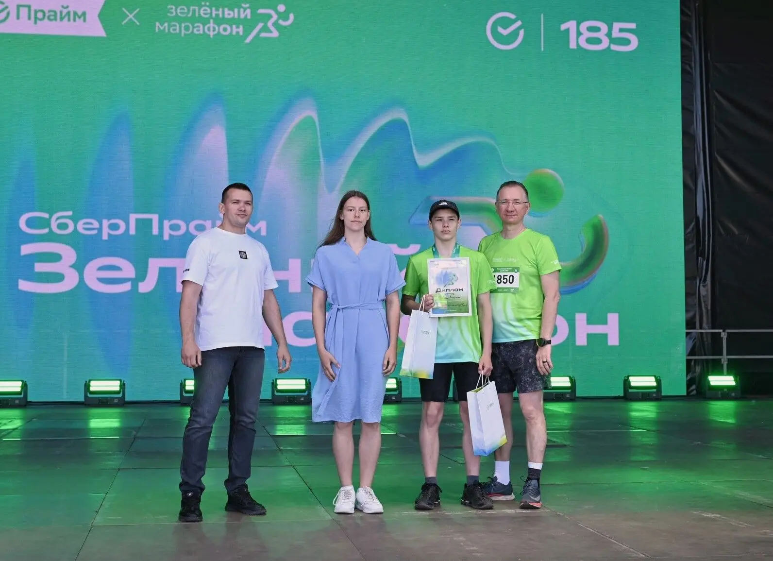 🏃‍♂️ Убежал из инфополя, но не от пьедестала