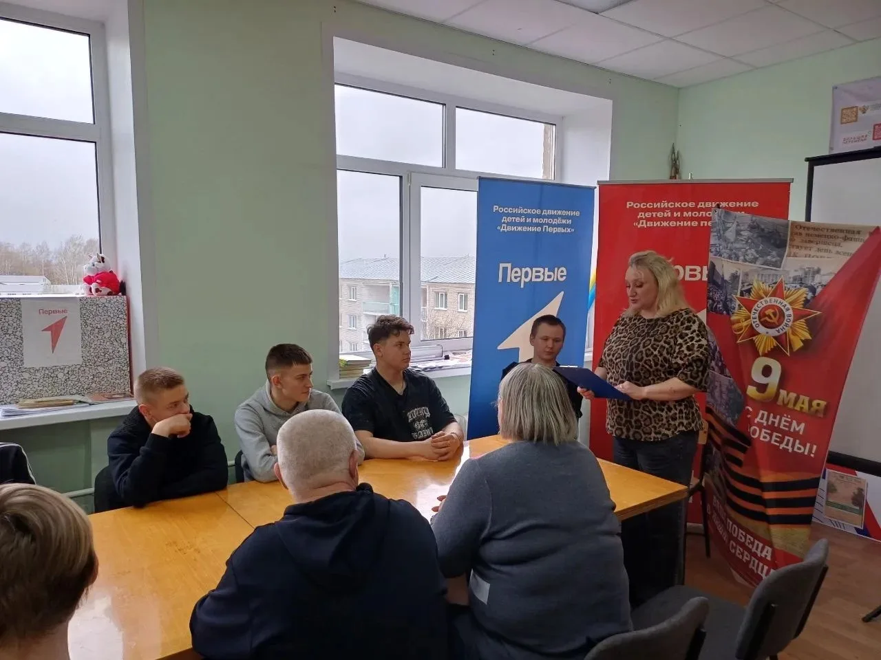 🎗️В преддверии Дня Победы получатели социальных услуг Ардатовского дома-интерната посе...