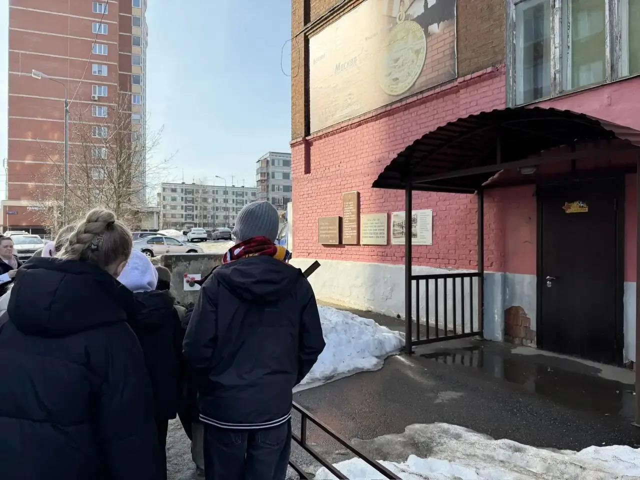Сегодня ученики 5В и 8Б классов с классным руководителем Шигаевой Е.А. побывали на автобусной экскур