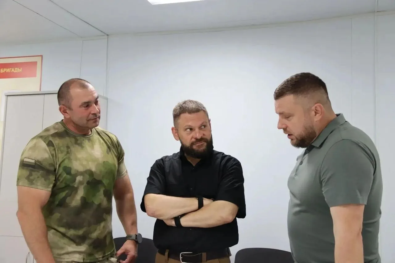 Немного о взаимодействии. Недавно был на Курщине и заезжал в бригаду "Барс-Курск". Поми...