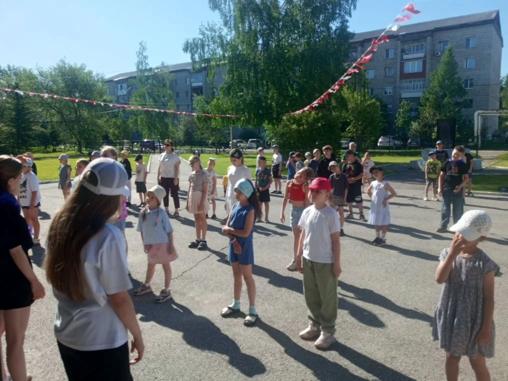 🌞Шестой день пришкольного лагеря выдался очень насыщенным и прошёл под девизом спорта.