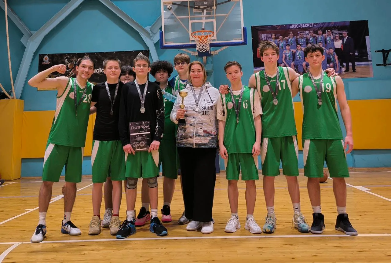 🏀 БАСКЕТБОЛЬНАЯ КОМАНДА ЛАП №135 — ВТОРЫЕ В РАЙОНЕ! УРА! 🥈✨Поздравляем нашу команду ГБОУ СО «ЛАП №13