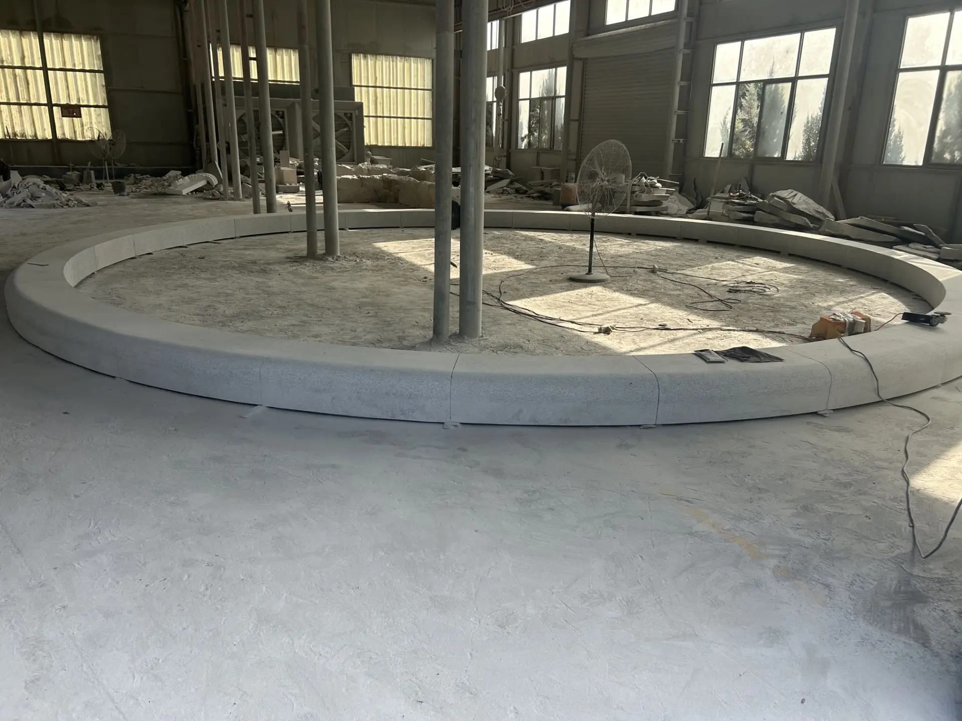Я много рассказываю об идущем сейчас масштабном благоустройстве парка "Строитель". В основном веду р