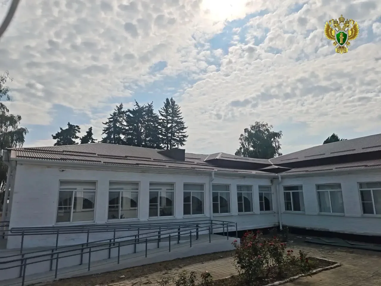 После вмешательства прокуратуры Кавказского района в школе проведен капитальный ремонт ...