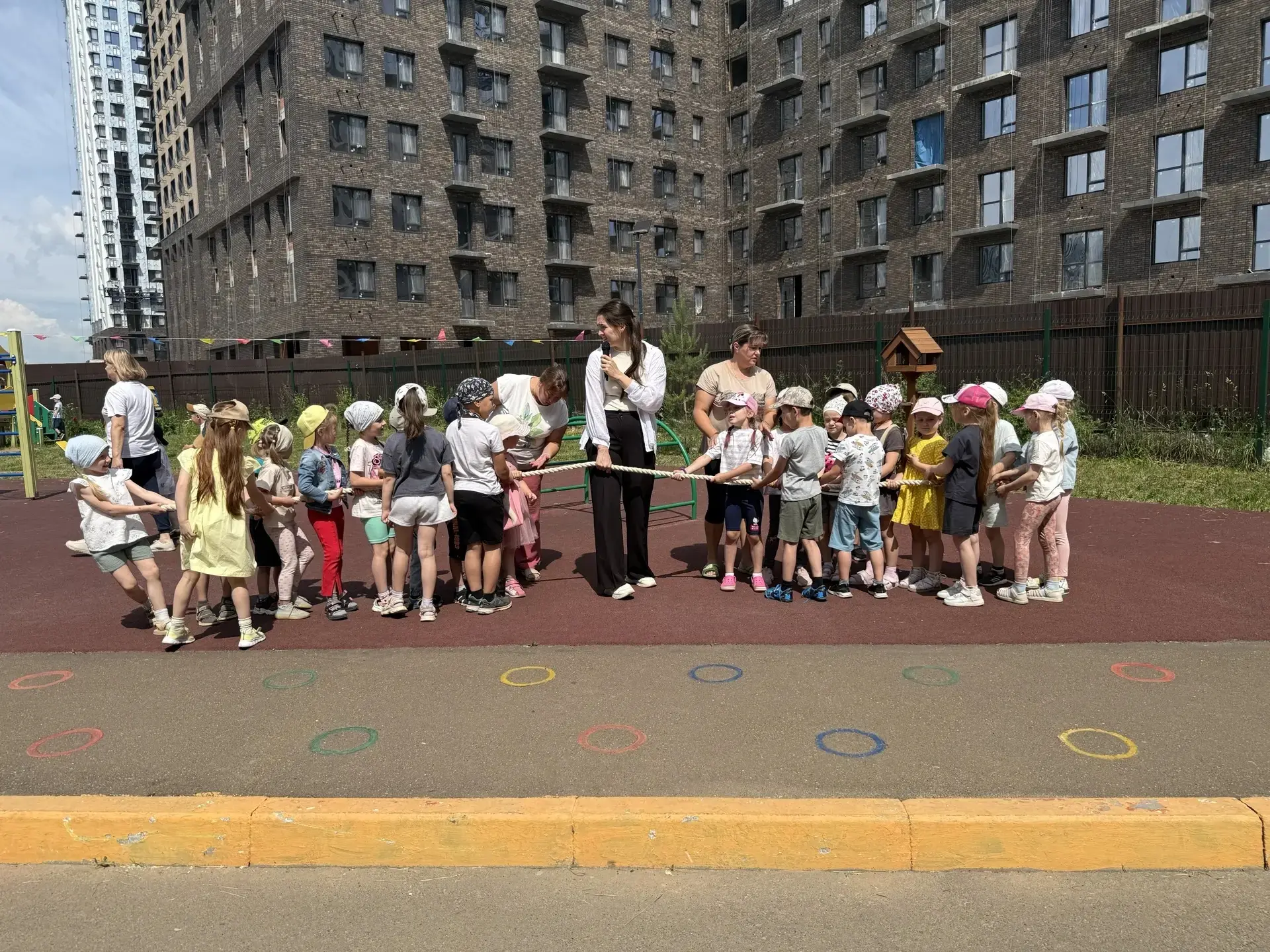 10 июня стены нашего детского сада наполнились звонким смехом, задорными песнями и атмо...