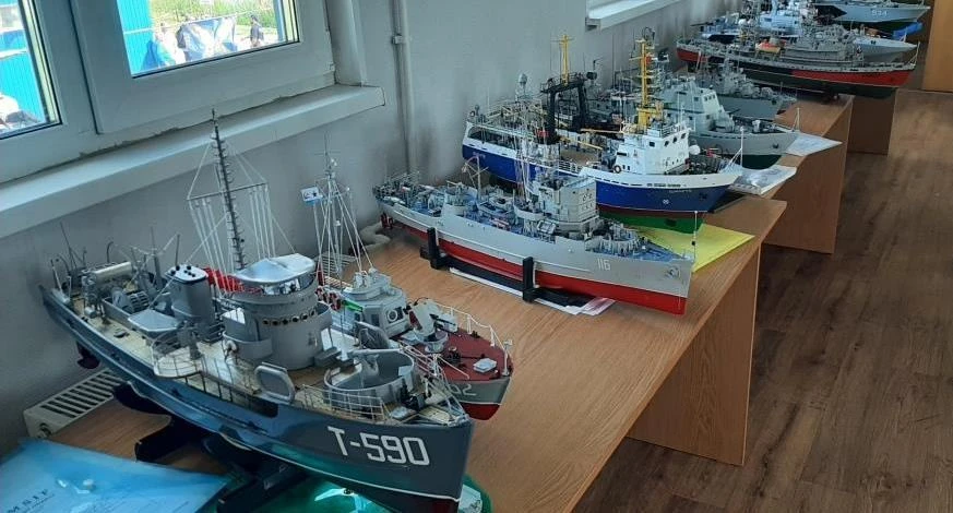 🚢 В Санкт-Петербурге прошли Чемпионат и Первенство России по судомодельному спорту в копийных класс