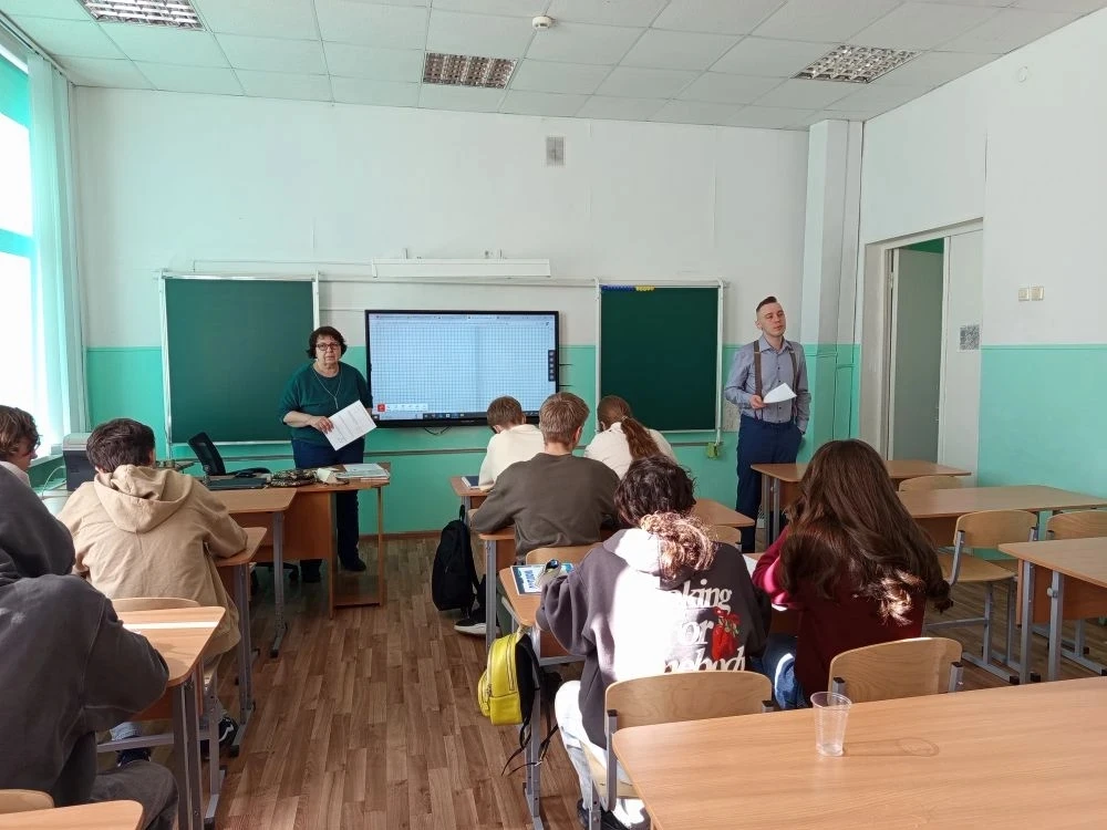 В весенние каникулы  наши десятиклассники традиционно отправляются в образовательную поездку в Карел
