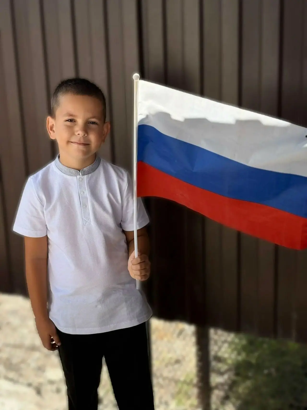 Будущие первоклассники нашей школы, Глобач Анна, Луговая Людмила и Янчук Дмитрий, присо...