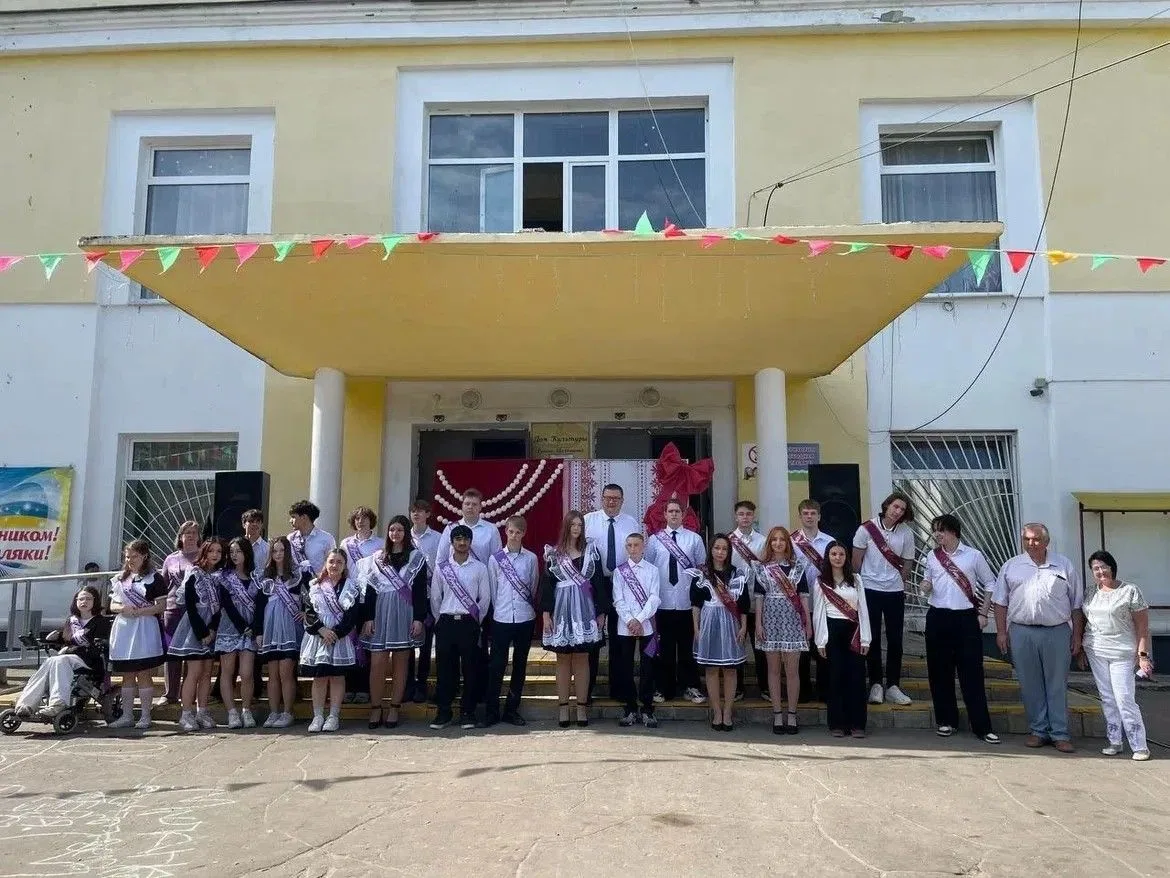 🎉 Праздник для всей семьи: как в Ситне-Щелканово отметили День села  В субботу, 23 мая, на площади у