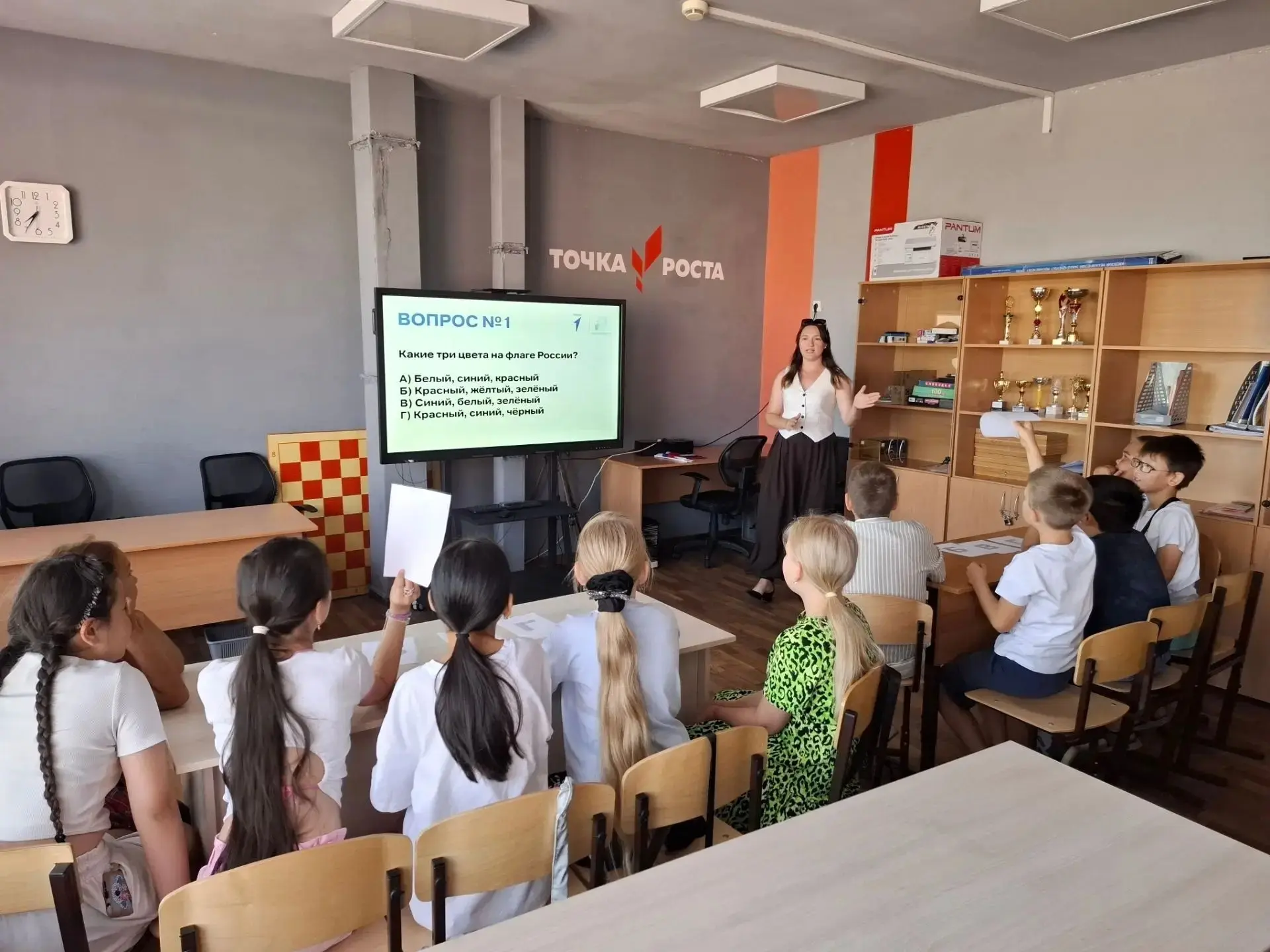 СИМВОЛ НАРОДА — СИМВОЛ РОССИИ!