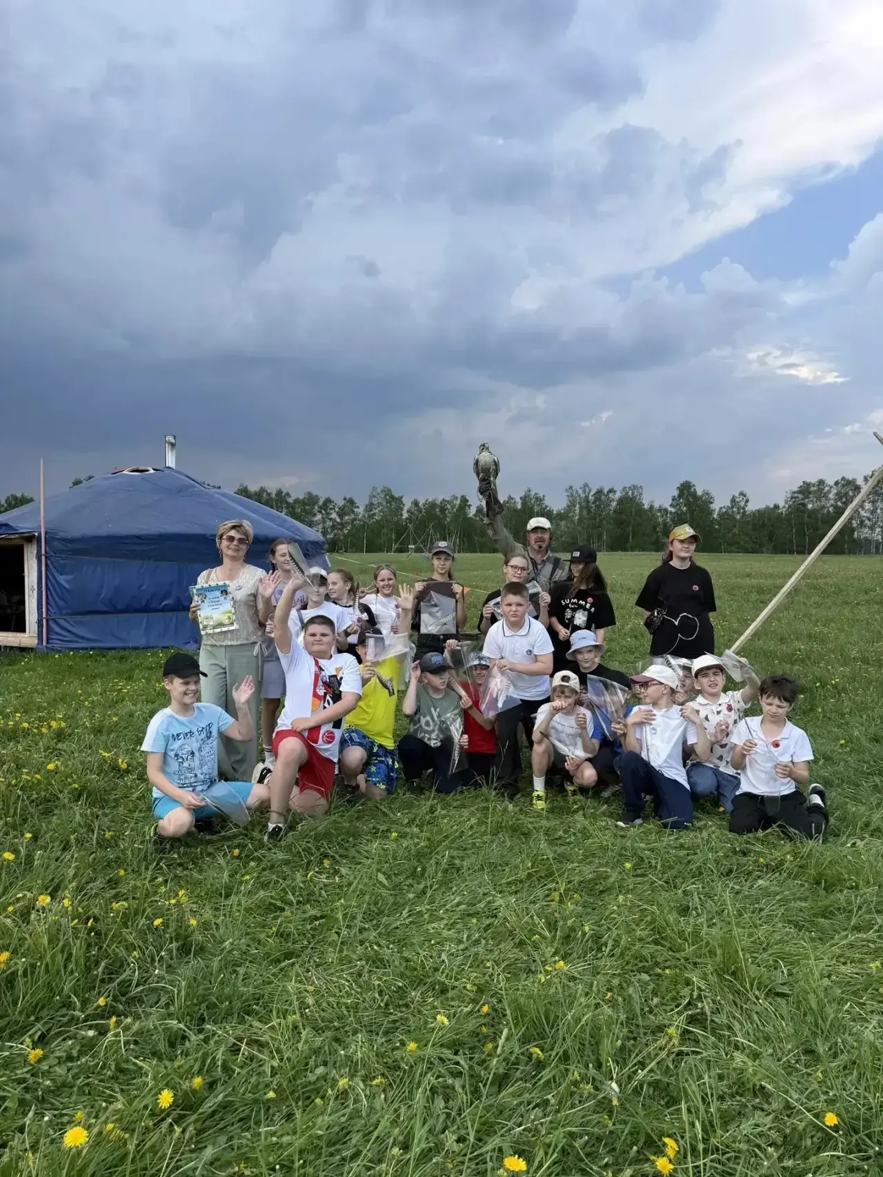 ☀️💛 Ребята 4в класса посетили центр Соколиной охоты. Увлекательный квест, лекция в музее, знакомство