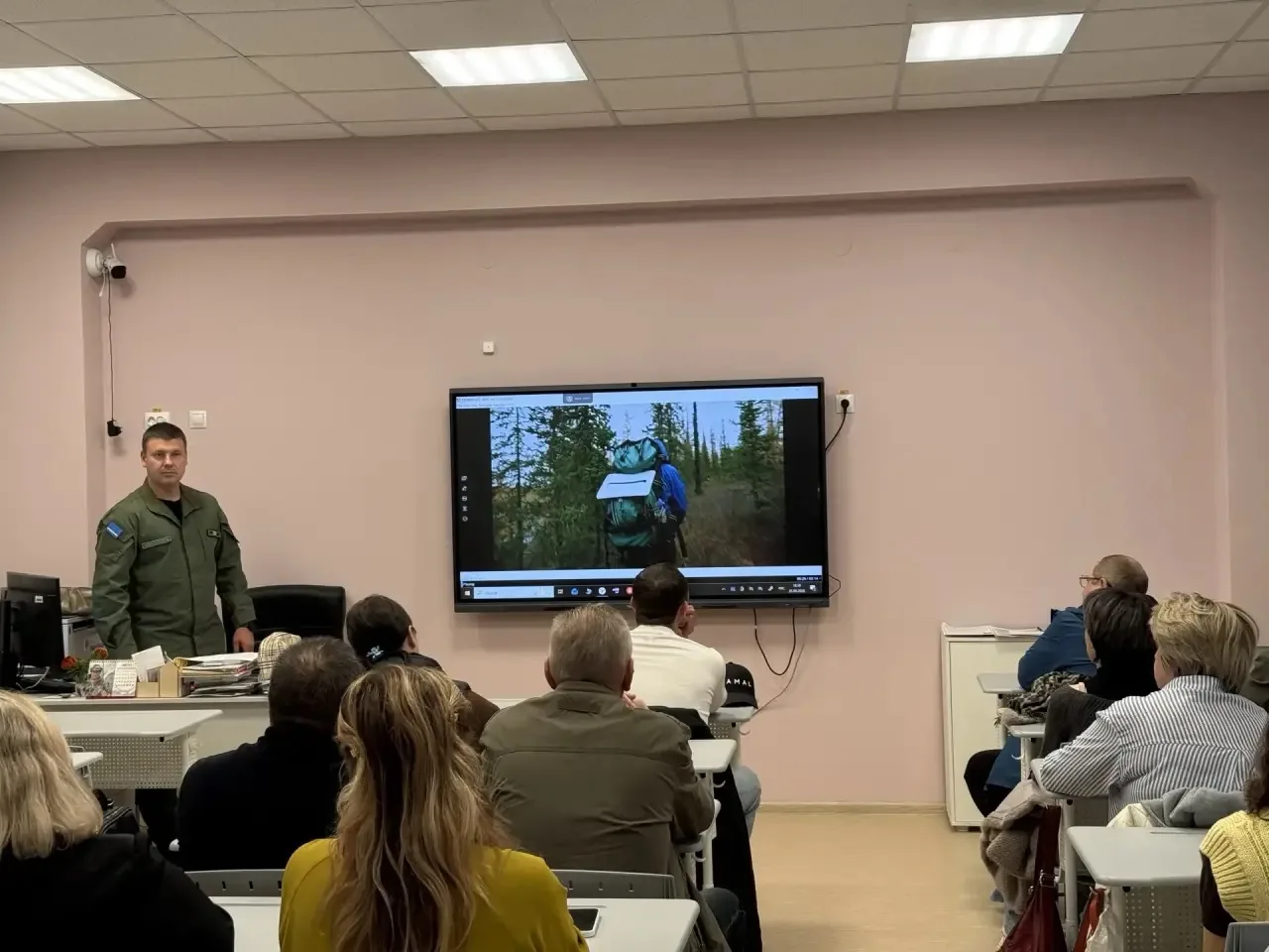 25 сентября в школе прошли общеклассные родительские собрания для 5-8 классов. Классные...