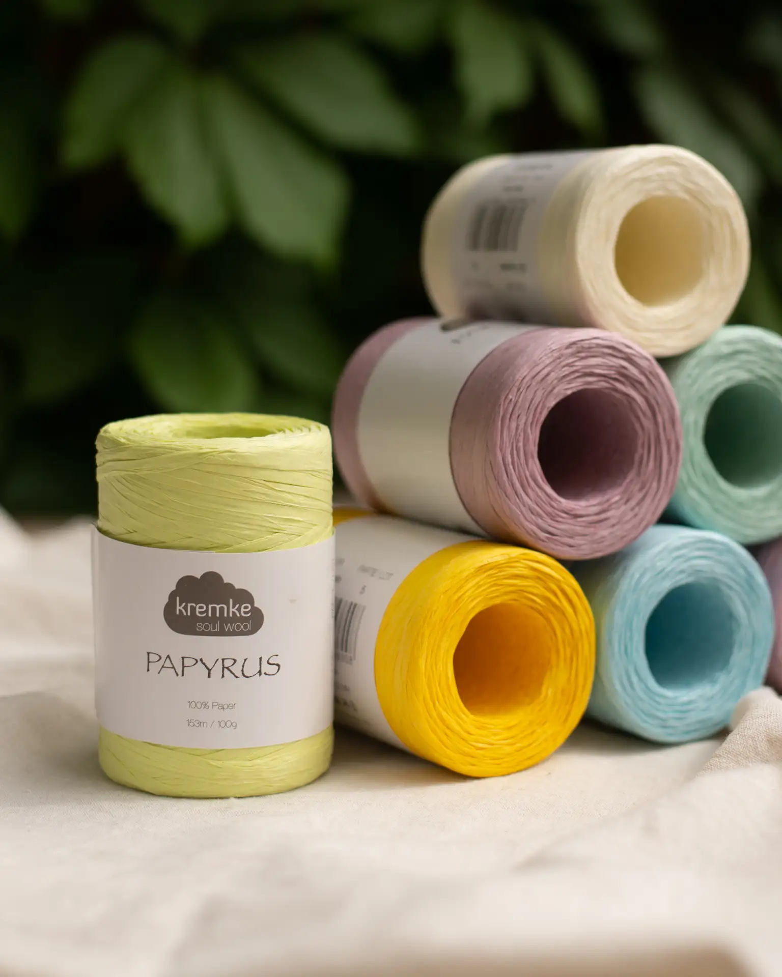 На этой неделе в нашем летнем маршруте — Jody Long Flora и Kremke Papyrus
