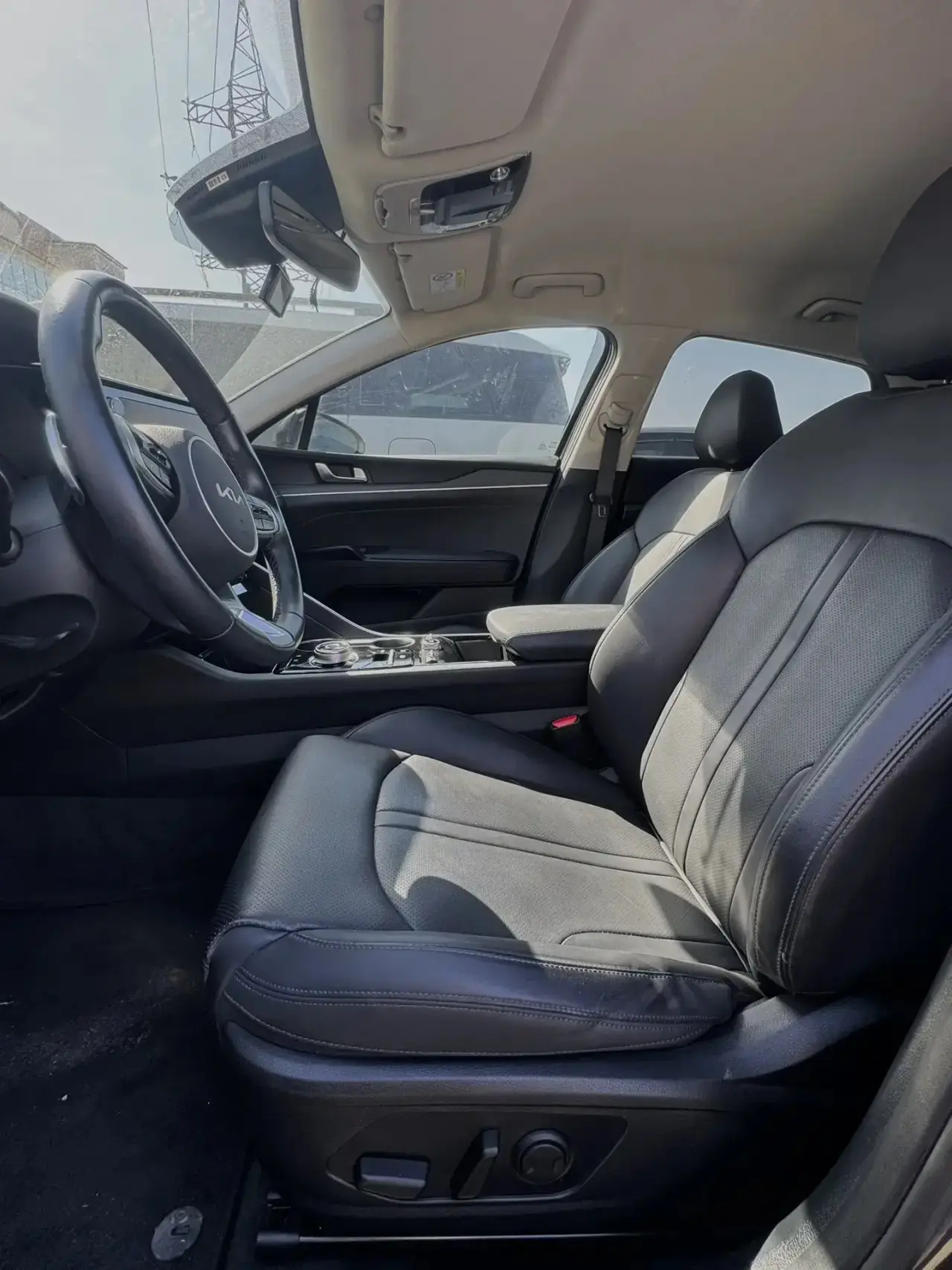 🇰🇷🚘Привезли KIA K5 для нашего клиента   ➤Год: 2022 ➤Объём: 2.0л, бензин, 160л.с. ➤Привод: 2WD ➤Транс