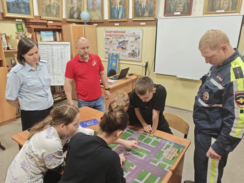 Поздравляем команду ЮИДД       " Короленковец" занявшую 1 место в муниципальных соревнованиях "Безоп