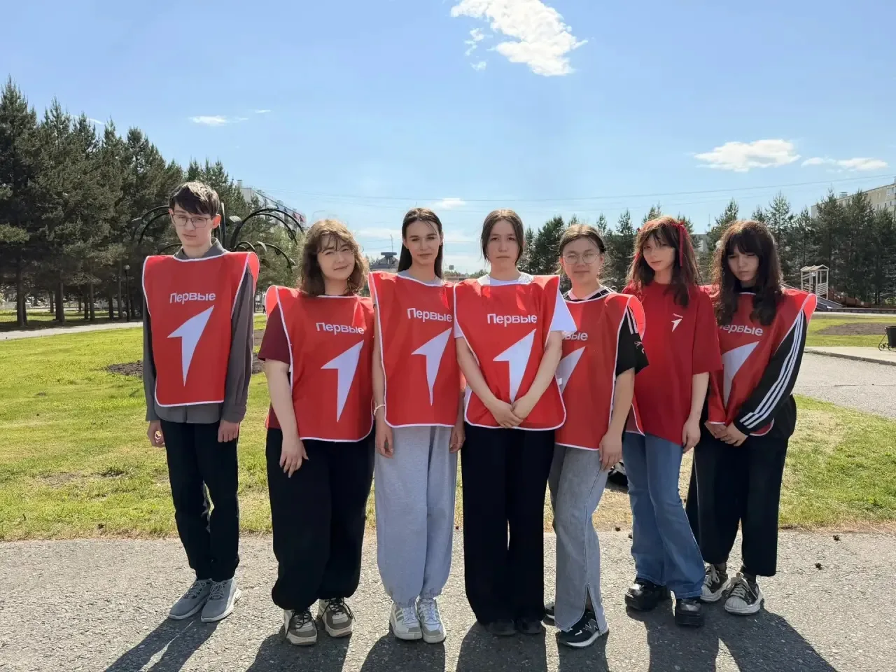 🇷🇺 С Днём России, страна!

☀️ В этот яркий праздник на площади «Мира» творилась настоящая магия ед
