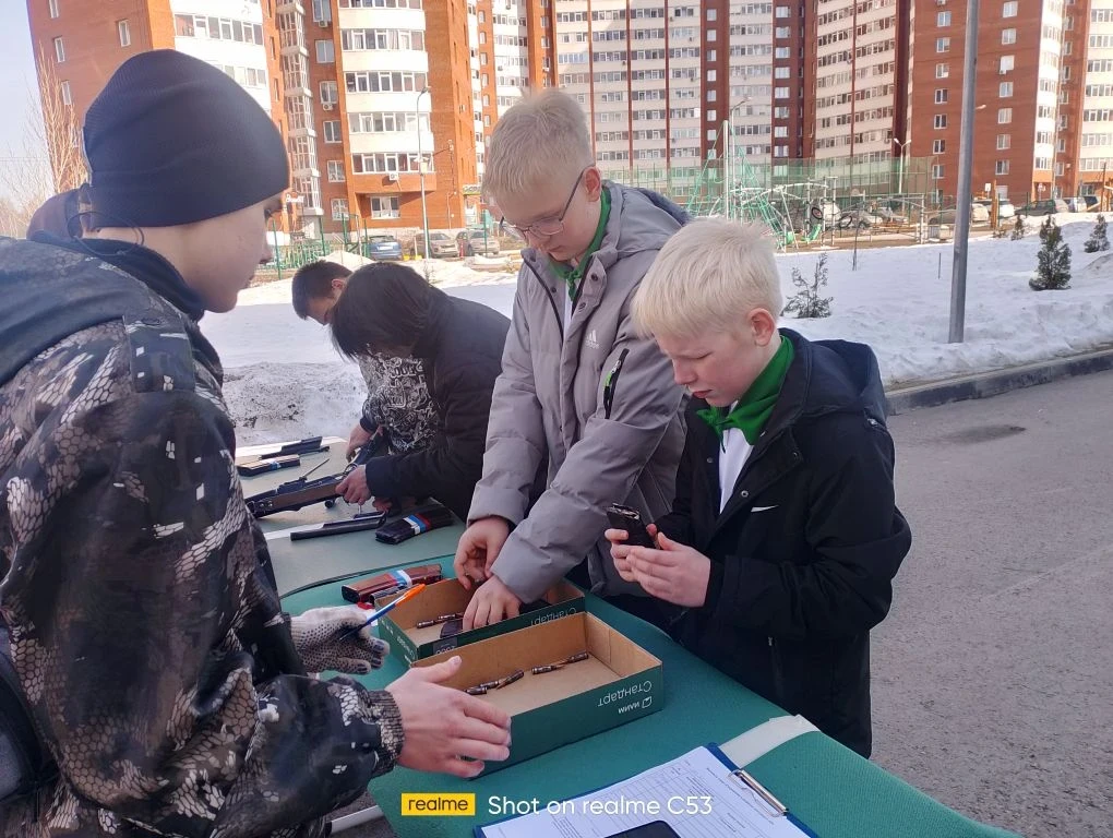 Завершился районнфй этап игры Зарница. Команды нашей школы достойно выступили на этих соревнованиях.