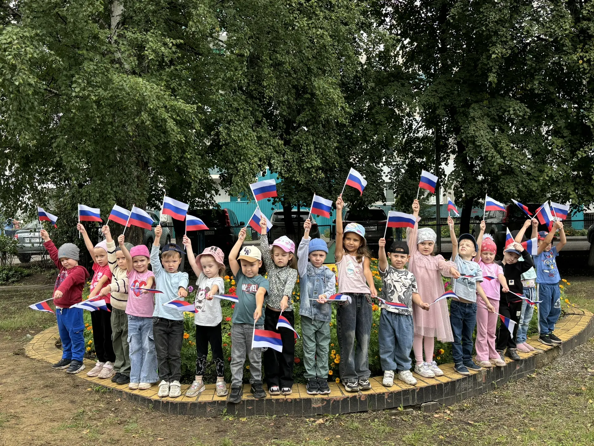 🇷🇺 22 августа наша страна отмечает День Государственного флага Российской Федерации.