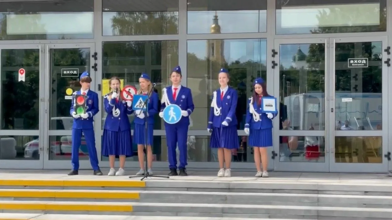 🚨✨Юные инспекторы движения отряда «Светофорчик» — в деле даже на каникулах!✨🚨 Кто сказал, что кани