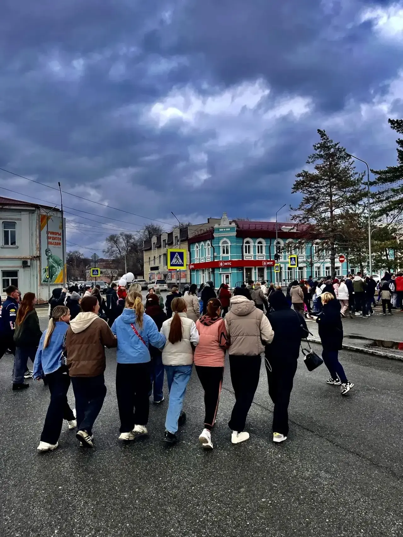 🚶🏻‍♂️‍➡️🚶🏻‍♀️‍➡️10000 шагов к здоровью.   ✍️11 апреля Состоялась традиционная акция «10 000 шагов к 