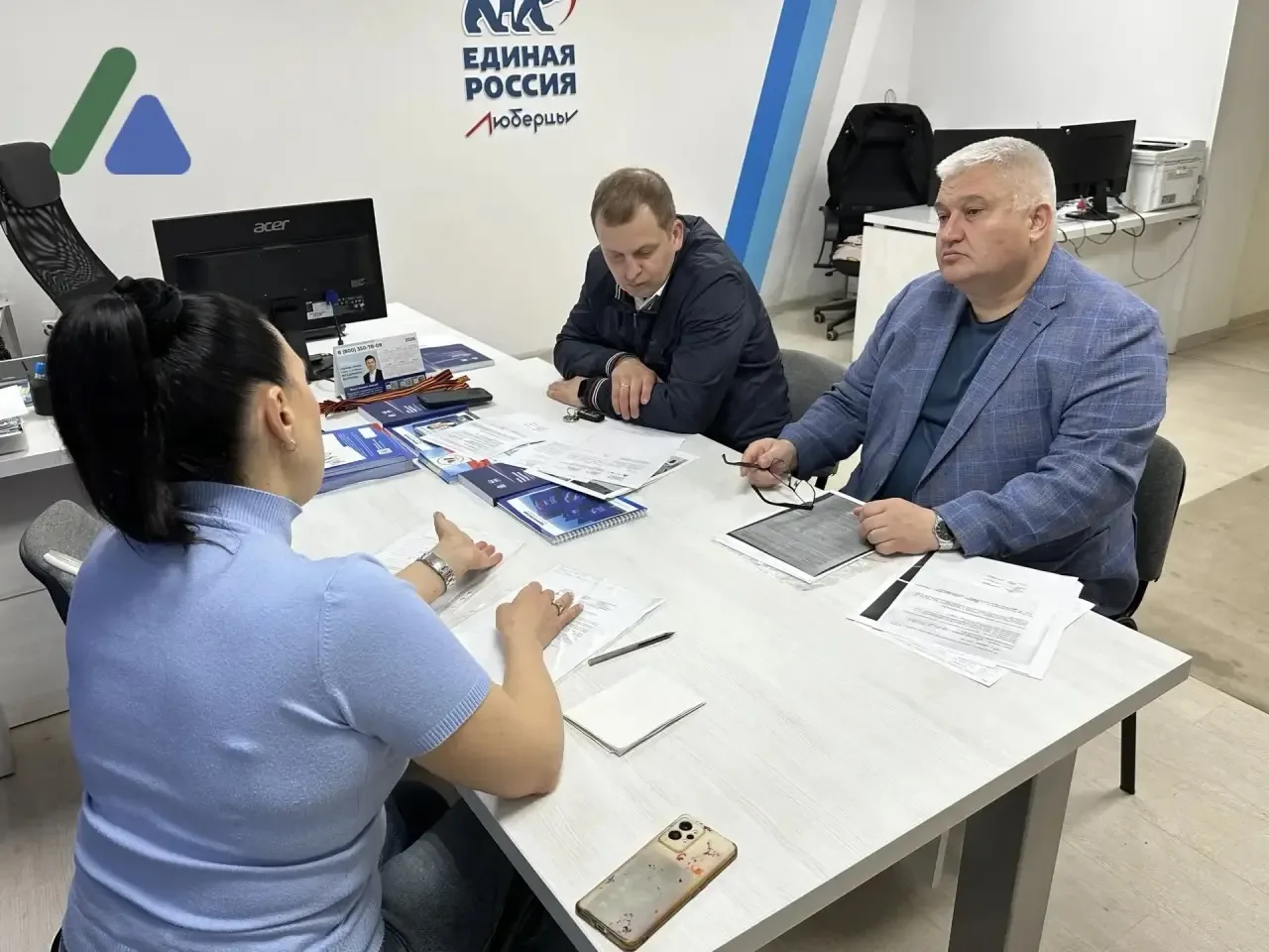 12 мая прошла встреча с инициативным жителем дома на Октябрьском проспекте, 91/97. Меро...