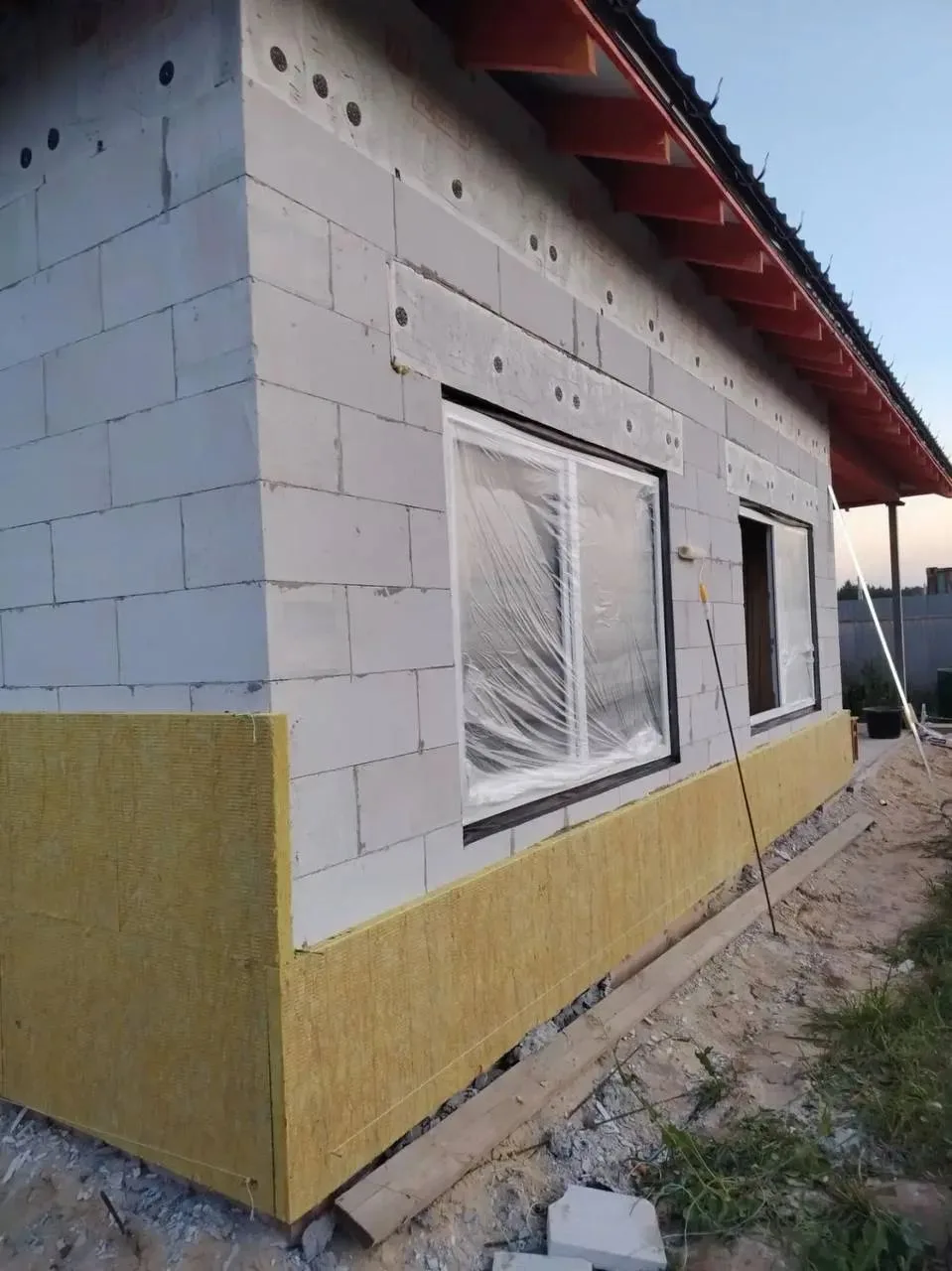 Журнал строительства

Продолжаем работы на объекте 🏠

На этом этапе:

✔️ Завершили монтаж кровельно
